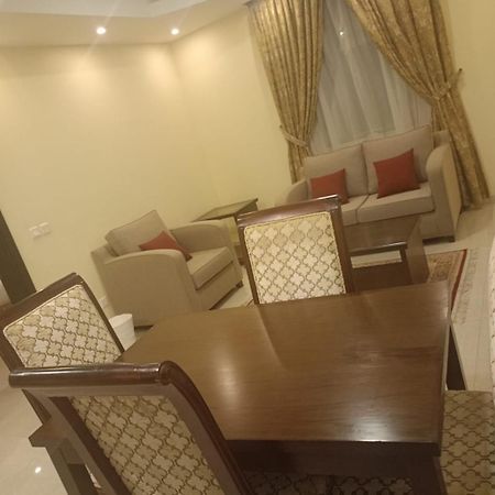 Rolana Furnished Apartments Jeddah Ngoại thất bức ảnh